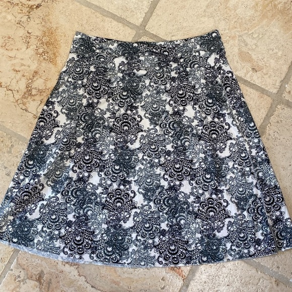 ☀️Tranquillity Activewear skirt Women’s L Colorado clothing Co. Granola girl - Picture 3 of 9